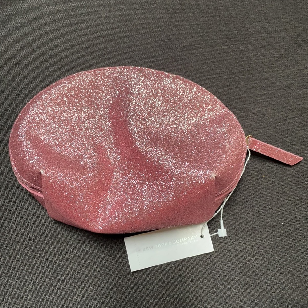 Makeup bag - Picture 2 of 3